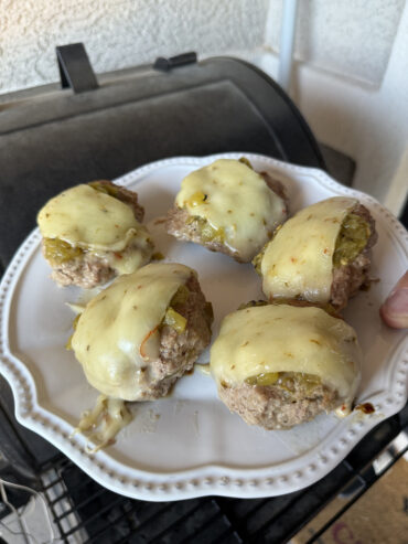 Green Hatch Chili Turkey Cheeseburgers